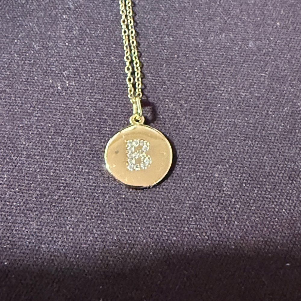 Sterling silver cubic zirconia initial B necklace - Picture 4 of 4